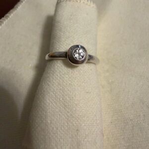 James Avery Sterling Silver/White Saphire Solitaire Ring, Size 6 1/2